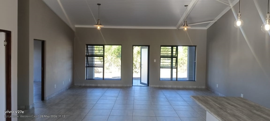 To Let 2 Bedroom Property for Rent in Albertinia Western Cape